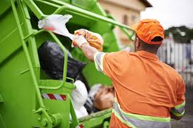 Best Hoarding Cleanup  in Hutchinson, MN